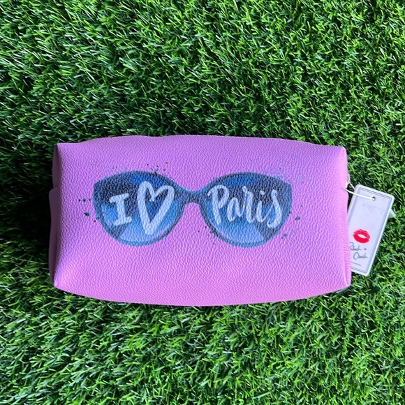 I LOVE PARIS Small Cosmetic Bag - Picture 1 of 8